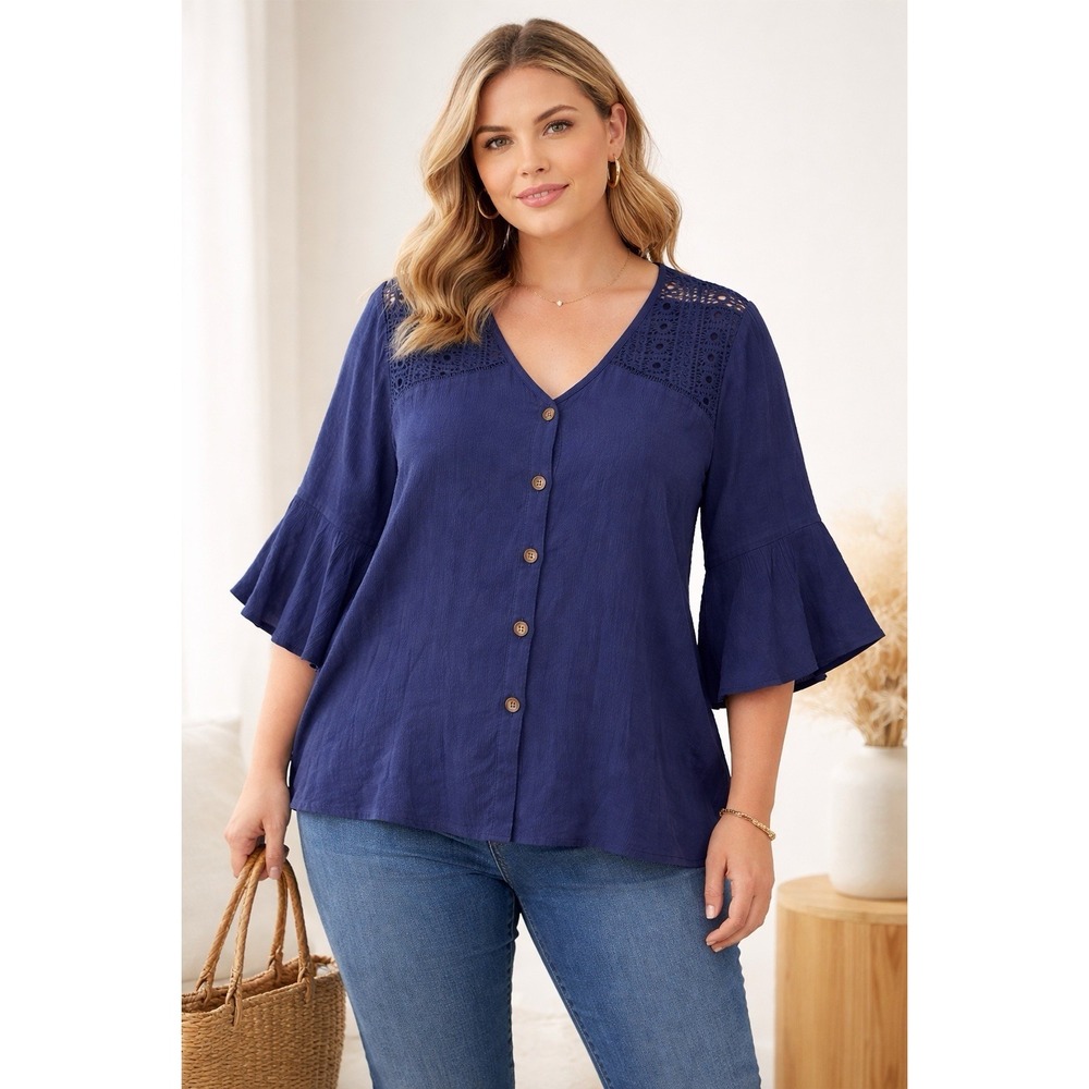 Bloomchic Women's Sz 14-16 Blue Button Up Bell Sleeve Lace Shoulder Blouse Top‎